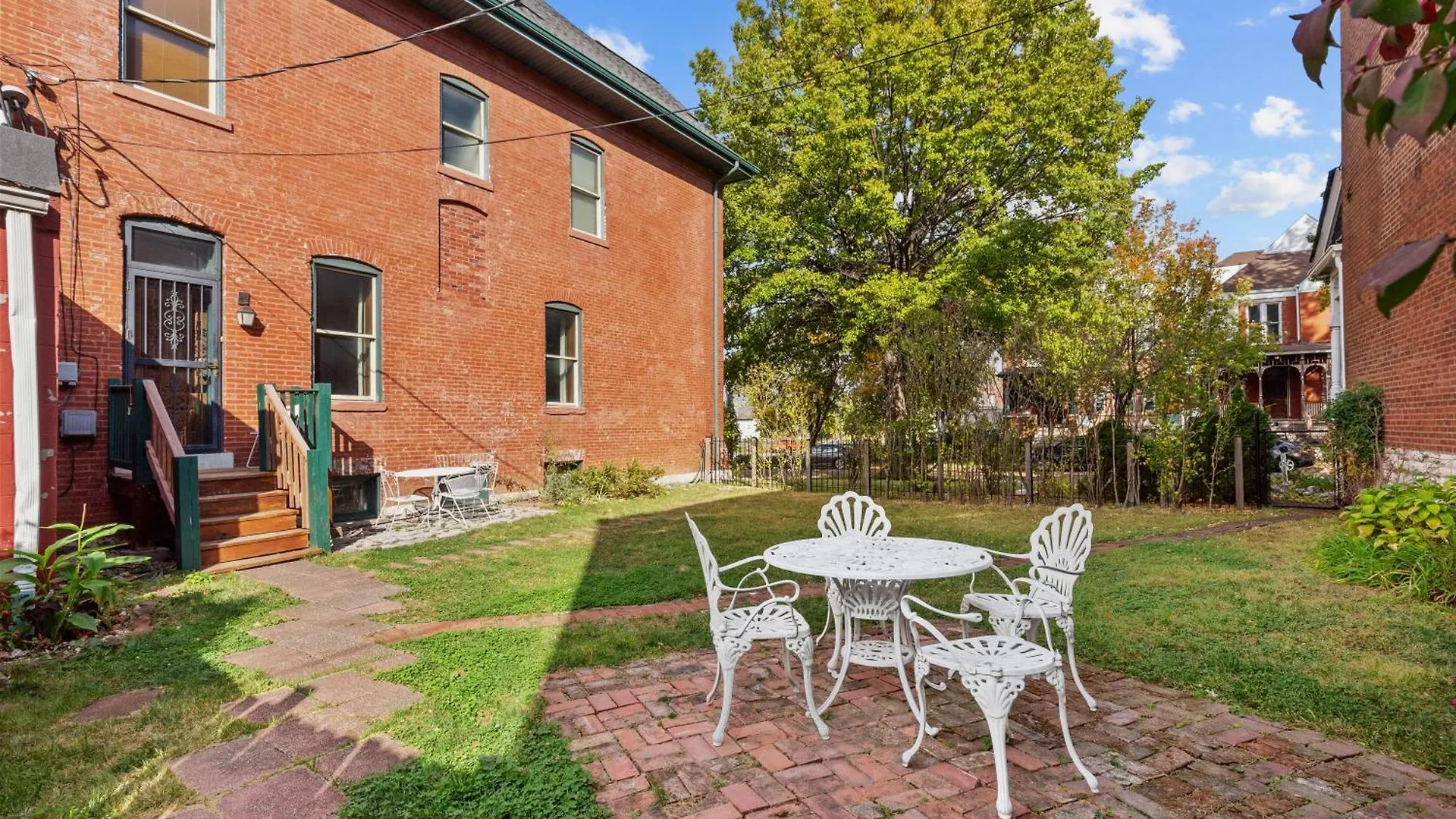 The Marquis Manor Villa Saint Louis 0*,